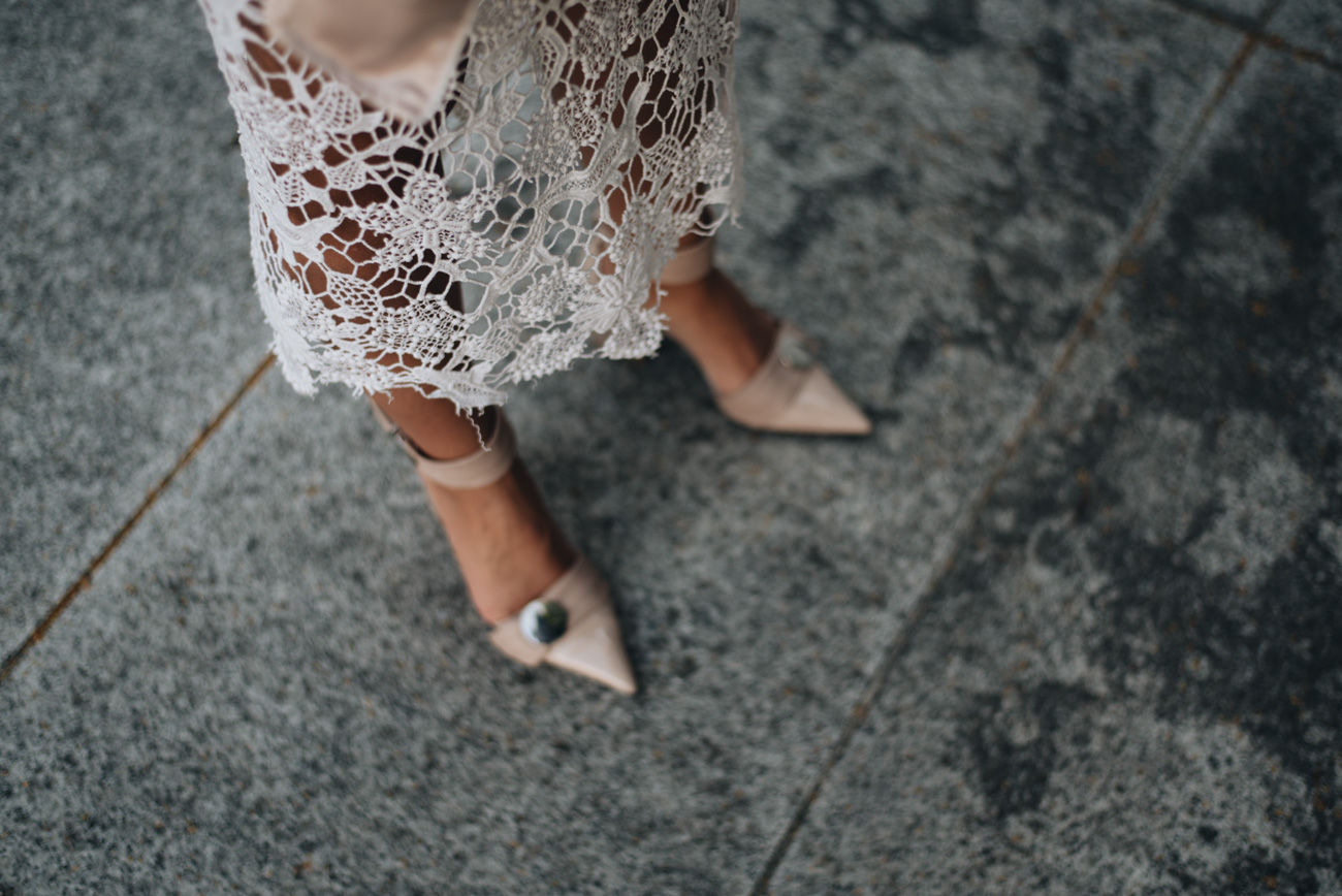 weißer-spitzenrock-sommer-look-lace-skirt-fashiioncarpet