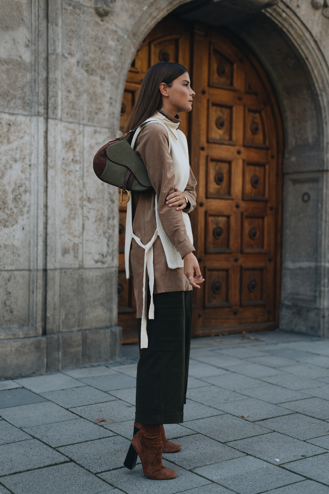 Dior-saddle-bag-vintage-second-hand-Nina-Schwichtenberg-mode-bloggerin-deutschland-münchen-fashiioncarpet